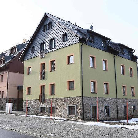 Apartmany Aura Bozi Dar Luaran gambar