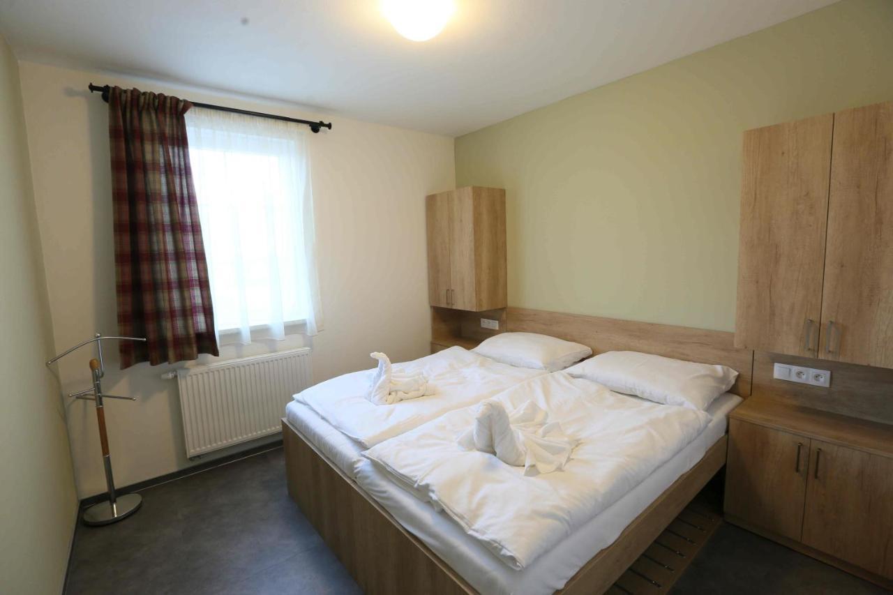 Apartmany Aura Bozi Dar Luaran gambar