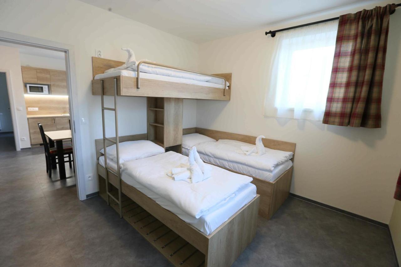 Apartmany Aura Bozi Dar Luaran gambar